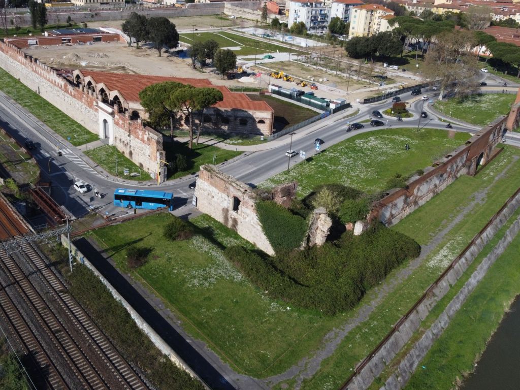 RFI, lavori sul Lungarno Leopardi: chiuso il sottopasso ferroviario