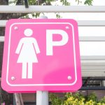 San Miniato approva il regolamento per gli stalli rosa: parcheggi riservati a donne in gravidanza e genitori con bambini fino a due anni in tutte le frazioni.