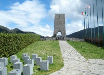 Sant'Anna di Stazzema celebra la Repubblica: Rosy Bindi e un concerto omaggio a De André per l'80° anniversario della Costituzione