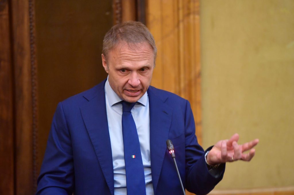 Ue, Lollobrigida: "È necessaria una strategia industriale per i fertilizzanti"
