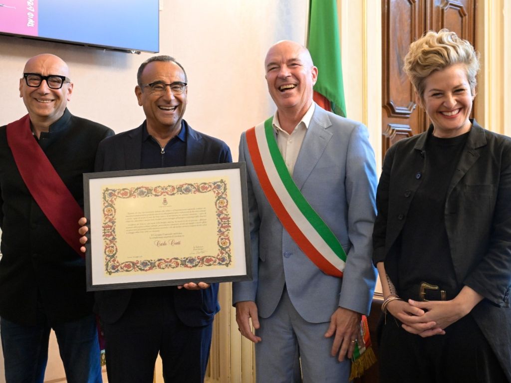 Carlo Conti diventa cittadino onorario di Livorno: la cerimonia