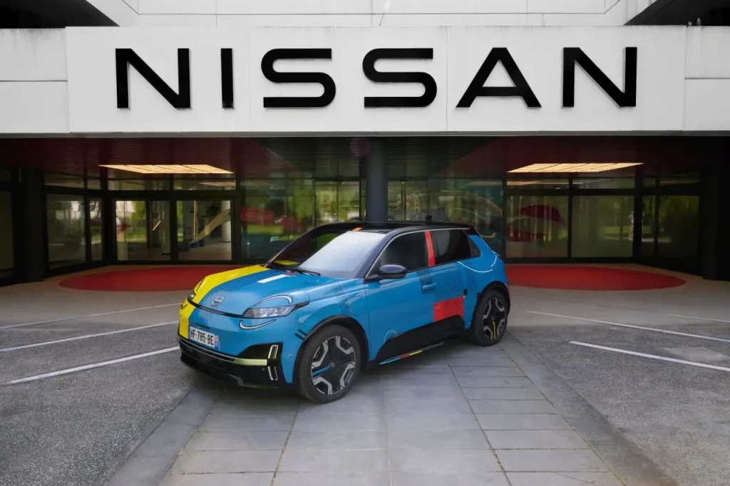 Nissan premia il vincitore del concorso sulla nuova Micra