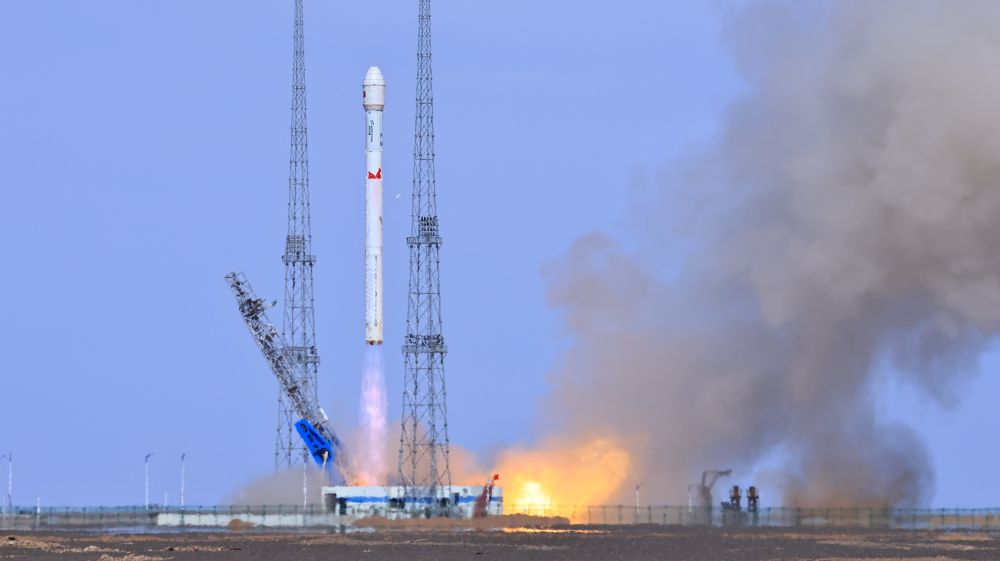 Cina, lancio di due nuovi satelliti nello spazio