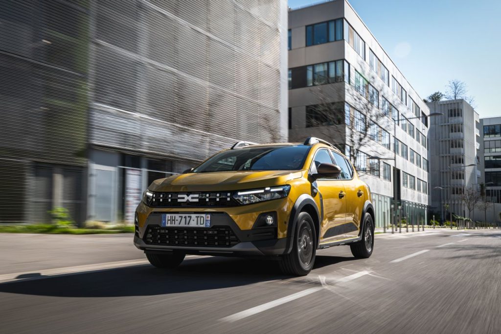Dacia Sandero: Un Design Moderno che Conquista gli Automobilisti Italiani