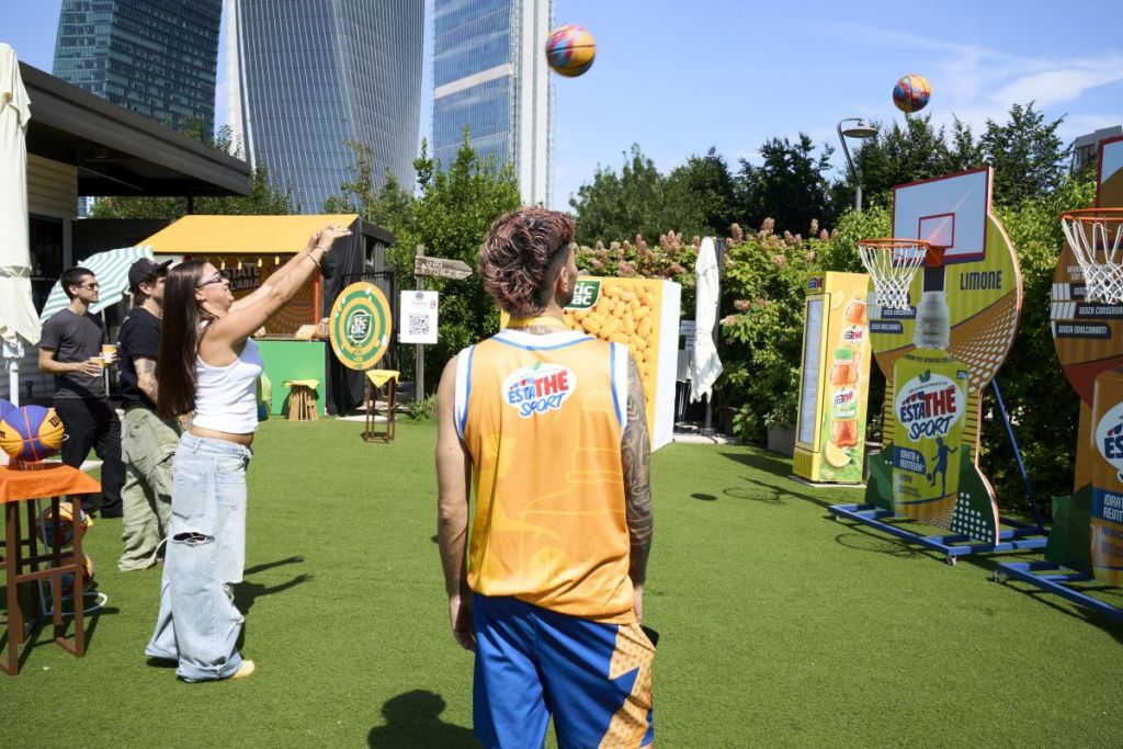Ferrero entra nel mercato delle bevande sportive con il lancio di Estathè Sport