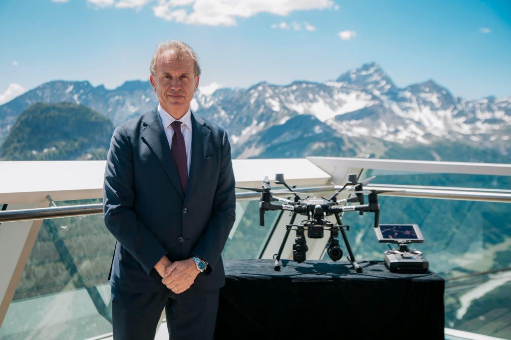 Monte Bianco: Autostrade dello Stato Utilizza Droni e IA per Monitorare le Infrastrutture
