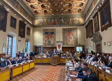 A Prato si svolge il primo Consiglio comunale, Biffoni: "Collaboriamo per il bene della città"