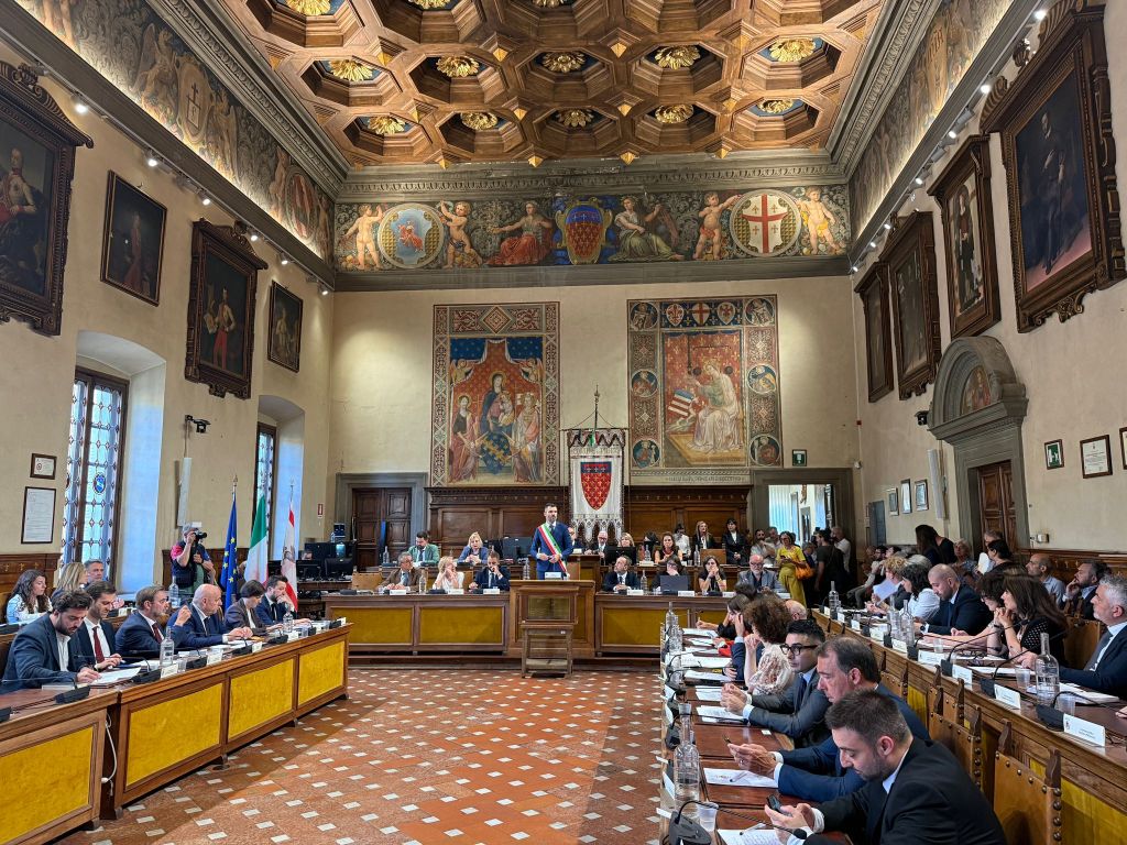 A Prato si svolge il primo Consiglio comunale, Biffoni: "Collaboriamo per il bene della città"