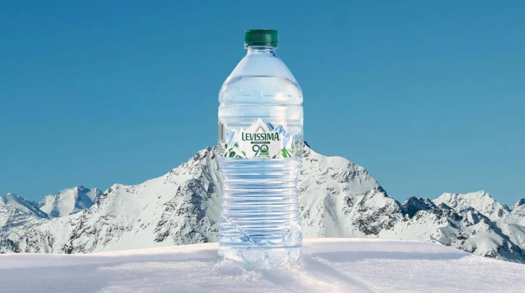 Acqua: radici alpine e visione futuristica, Levissima celebra 90 anni