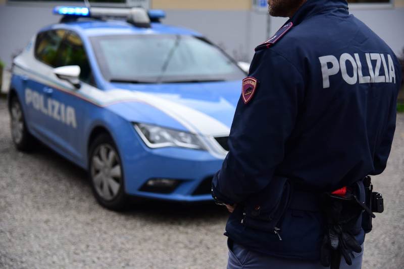 Aggressione con feriti in una casa nel Pistoiese, due arresti