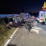Auto esce di strada di notte, perde la vita un 29enne nel Senese.