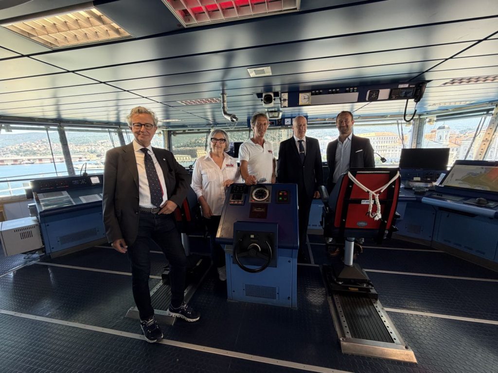 CNR e OGS: Navi di Ricerca Unite a Trieste