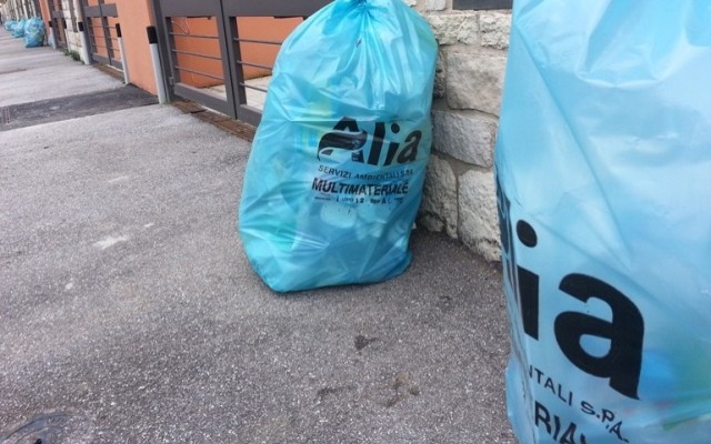 Disservizi nella raccolta dei rifiuti a Empoli: anche Sinistra Italiana contro Plures