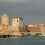 Domenica a Livorno arriva la nave Solidaire: a bordo 56 naufraghi, di cui 23 sono minorenni.