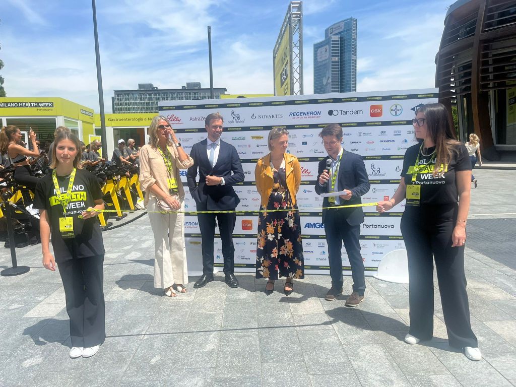 Durante la Milano Health Week 2026, Piazza Gae Aulenti si trasforma nel Villaggio della Salute - Agenzia di stampa Italpress