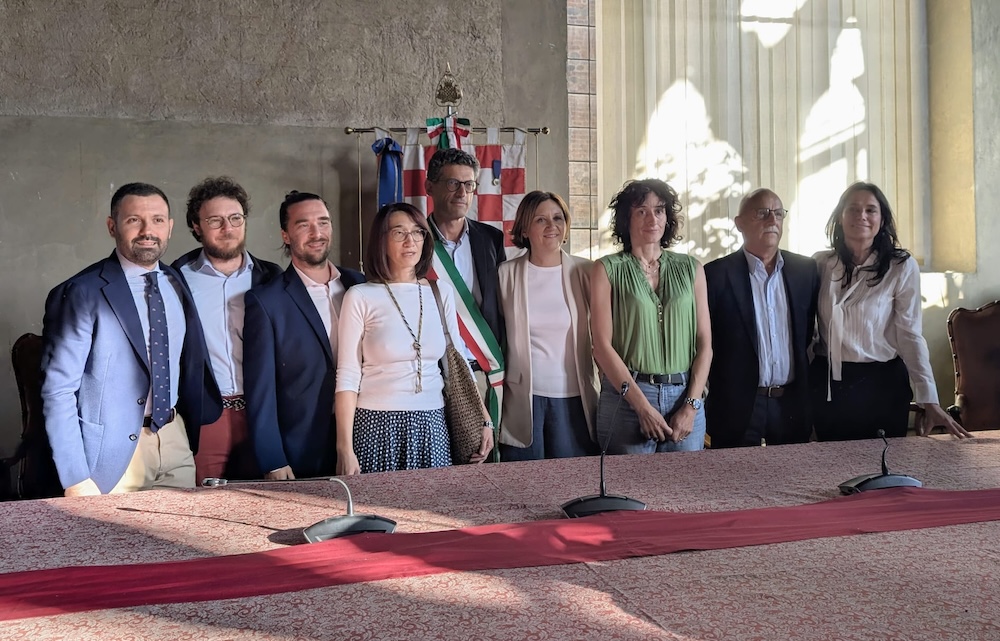 Pistoia, il sindaco Giovanni Capecchi presenta la nuova giunta