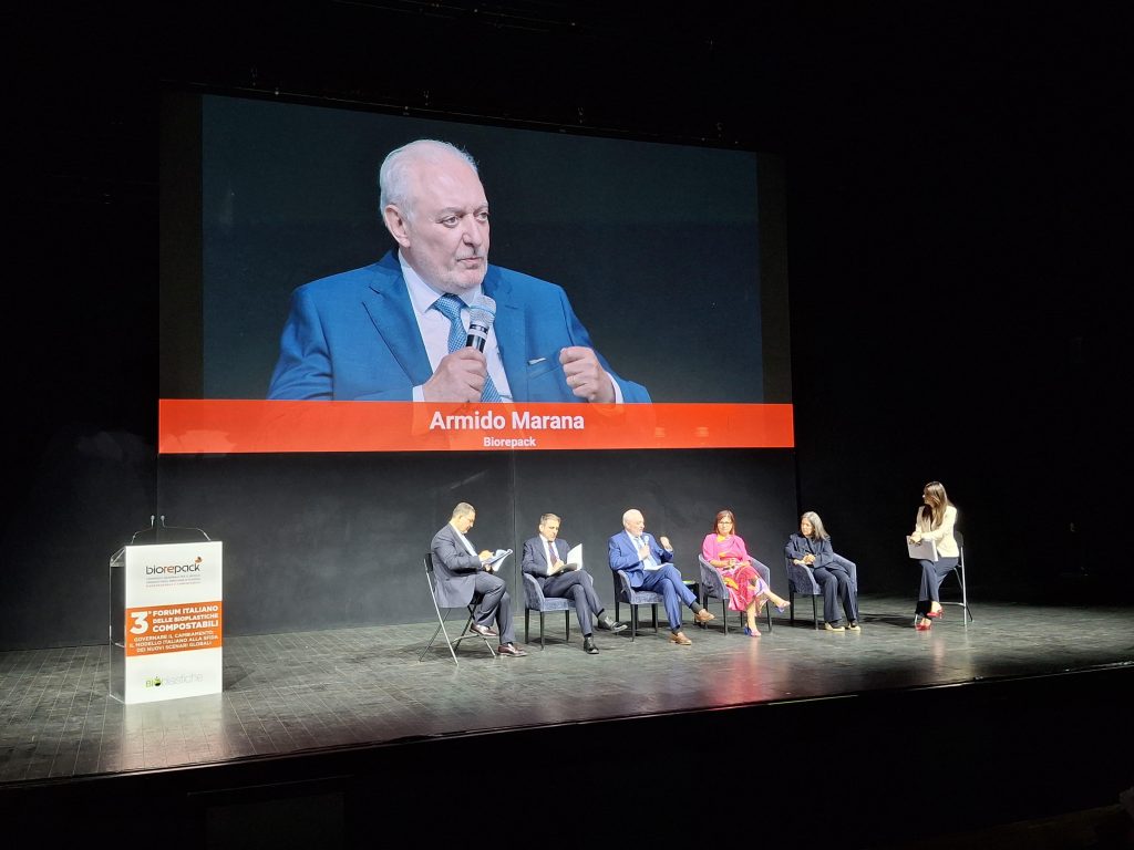 Imprese: Forum sulle Bioplastiche, Sfide e Opportunità per il Settore