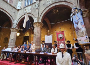 Palio di Siena: svelato il Drappellone del 2 luglio.