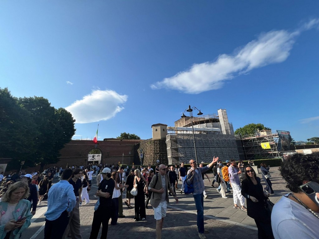 Parte Pitti Uomo con 730 brand: Un punto di riferimento per la Toscana