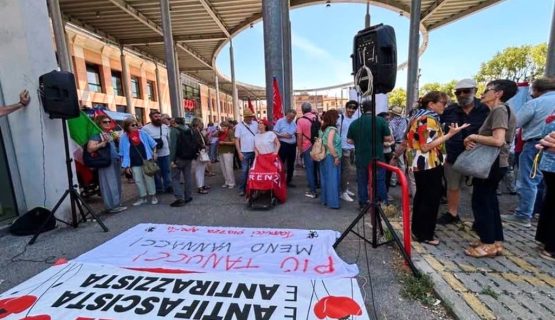 Presidio Anpi al Monumento dei Partigiani: Antifascisti in Piazza contro il Raduno di Futuro Nazionale