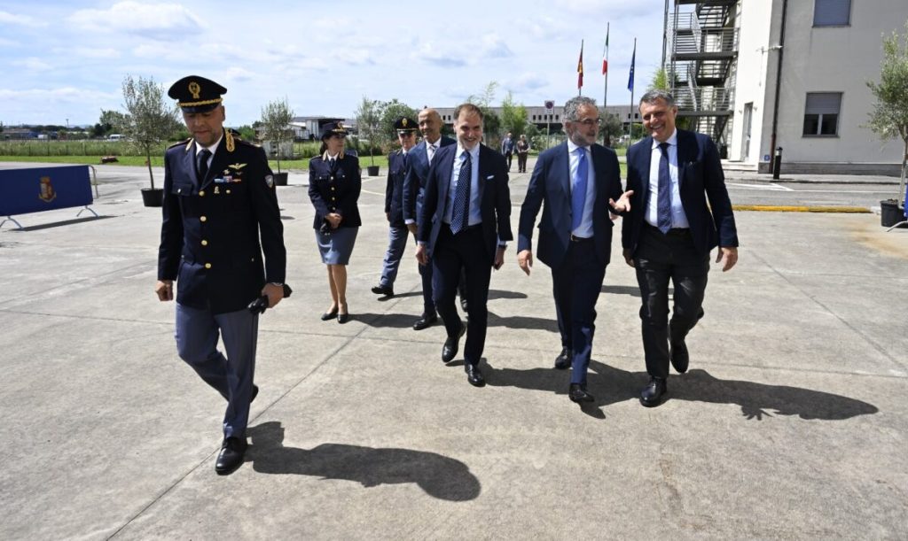 Quarant'anni dell'8° Reparto Volo della Polizia di Stato
