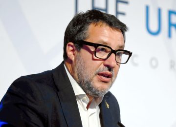 Salvini: "Donare sangue è un gesto che salva vite e fa bene anche a chi dona"