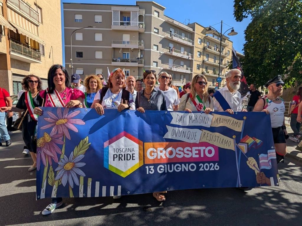 Toscana Pride Grosseto: 15.000 persone in strada per i diritti LGBTQIA+