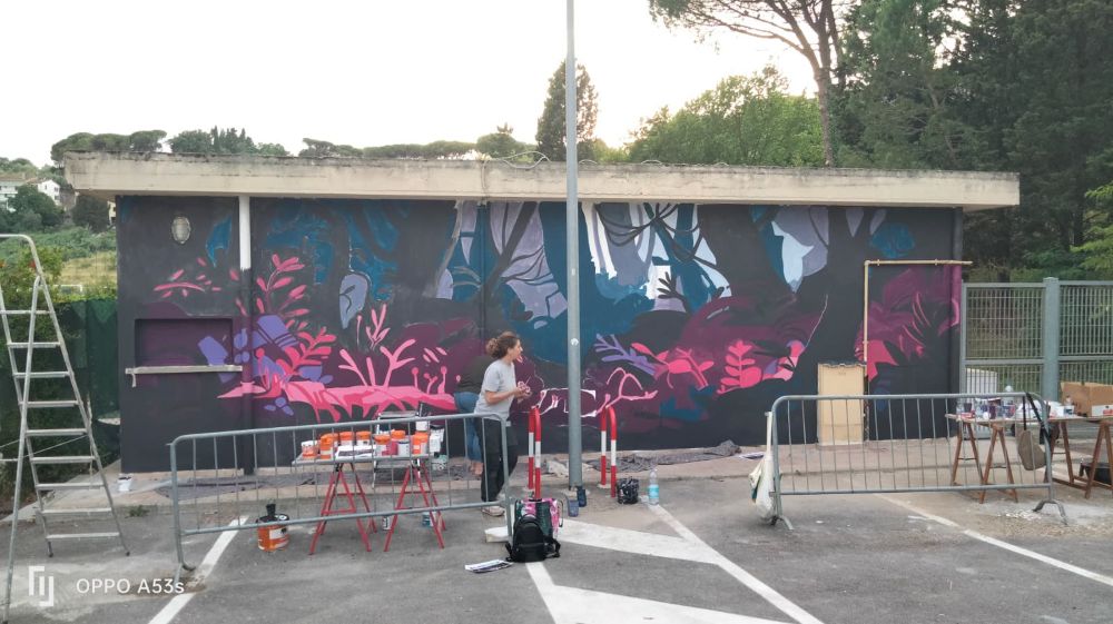 Un nuovo murale al campo sportivo di Comeana