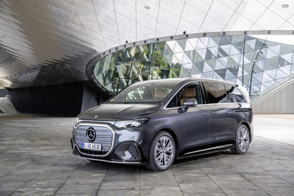 La nuova Mercedes-Benz VLE arricchisce la sua gamma con nuove varianti