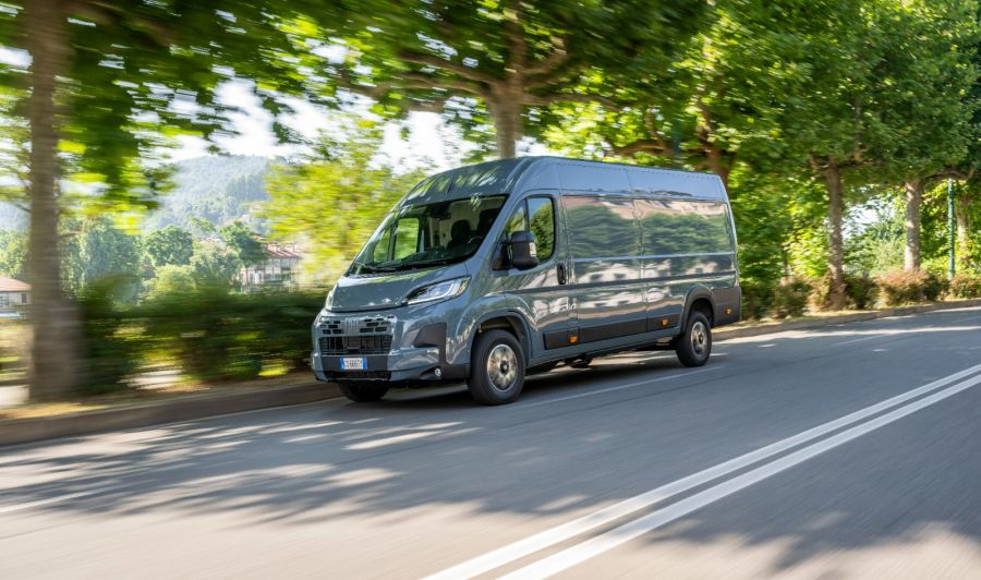 Ducato: 45 Anni di Eccellenza nella Mobilità Professionale