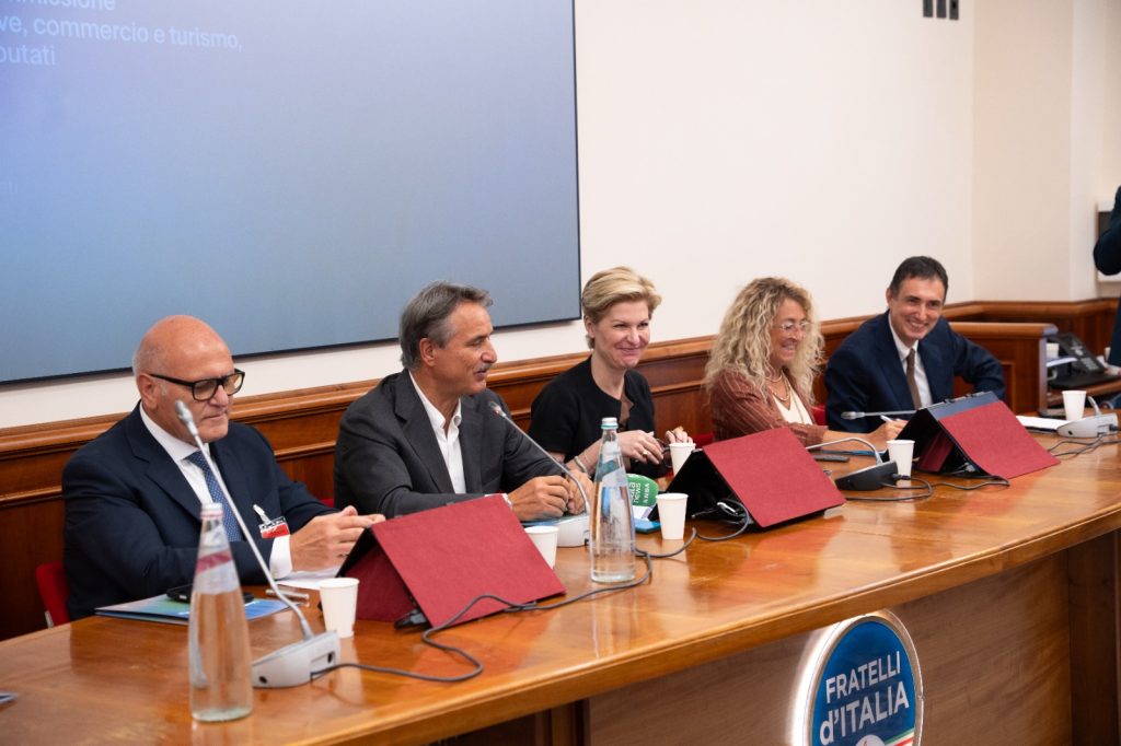 Assovetro-Ipsos Doxa Research: Italians Prefer More Glass Products on Shelves