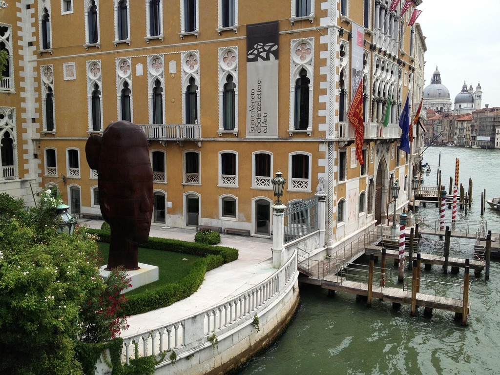 Biennale di Venezia: Presentato il progetto dell'artista Armen Agopin in Regione