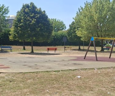 Castelfranco: smantellati i giochi del Parco Galilei dopo un anno di degrado