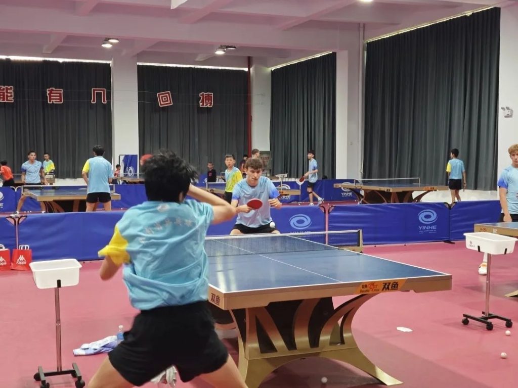Cina-Italia: Il Tennistavolo Giovanile Costruisce un Ponte di Amicizia - Agenzia Italpress
