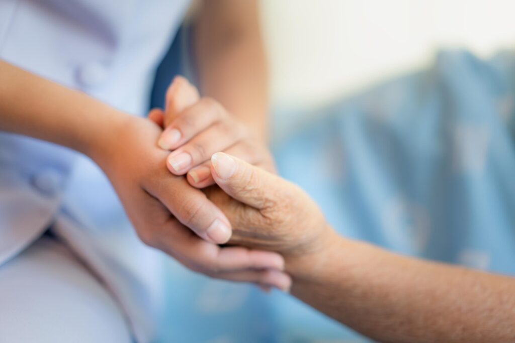 Fondazione Ant: L'assistenza domiciliare oncologica continua anche in estate.