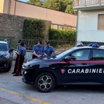Incende un appartamento per pochi euro: arrestato 42enne a Bibbiena