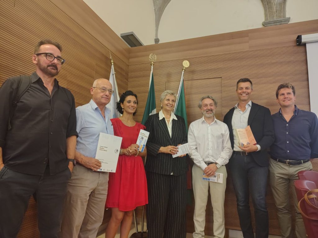 La musica arriva in reparto a Santa Maria Nuova con 'Radio Cherubini'