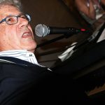 Peppino di Capri, l'emozionante addio di amici e colleghi: "Un simbolo dell'Italia, vivrà per sempre"