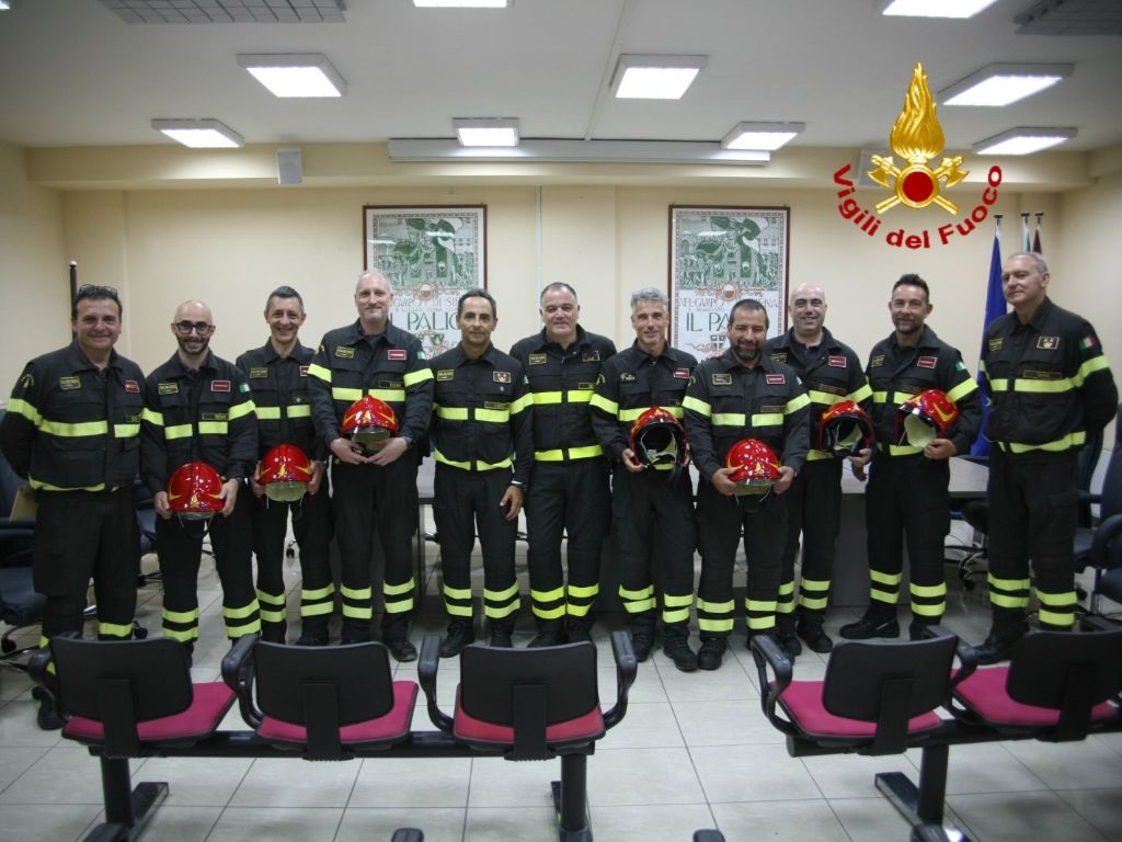 Siena: Assegnati i caschi rossi a sette nuovi capisquadra dei Vigili del Fuoco