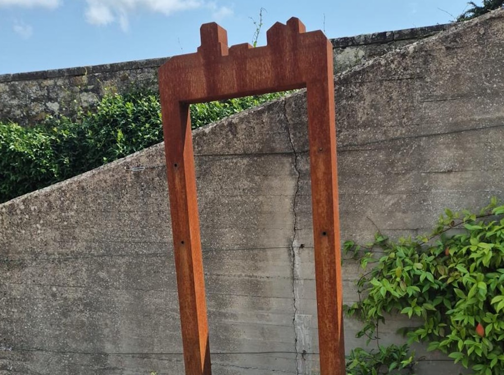 Vandali in azione al cimitero di Panzano in Chianti
