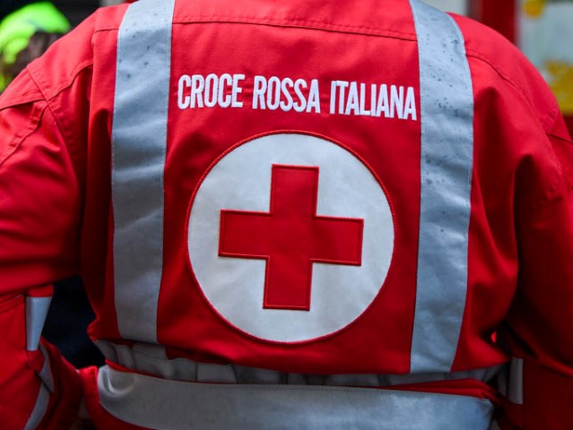 Volontario della Croce Rossa aggredito a Piombino