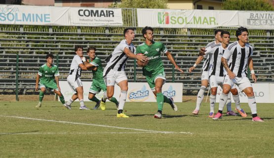 Il Follonica Gavorrano ferma il Siena in un incontro amichevole.