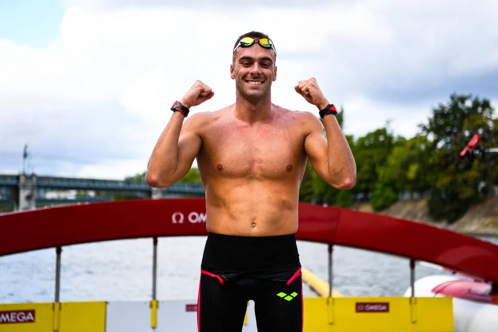 Nuoto Europeo: Paltrinieri conquista l'argento per l'Italia nella staffetta 4x1,5 km di fondo