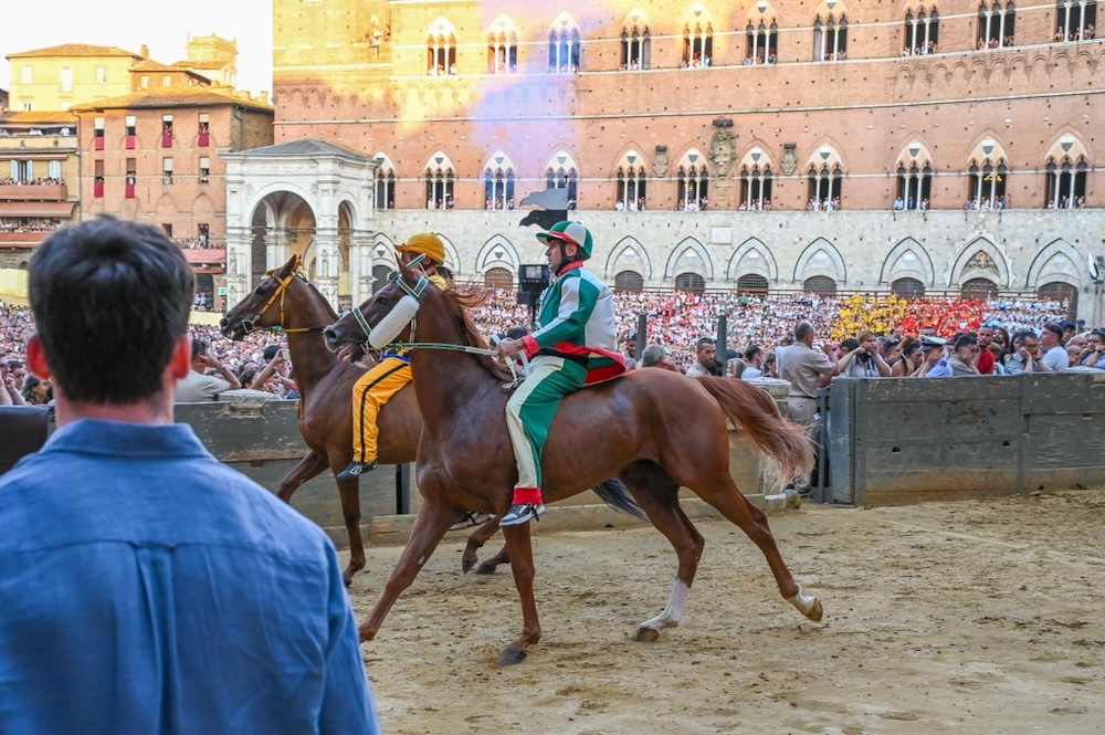 Palio di Siena: l'Oca trionfa nella prova generale
