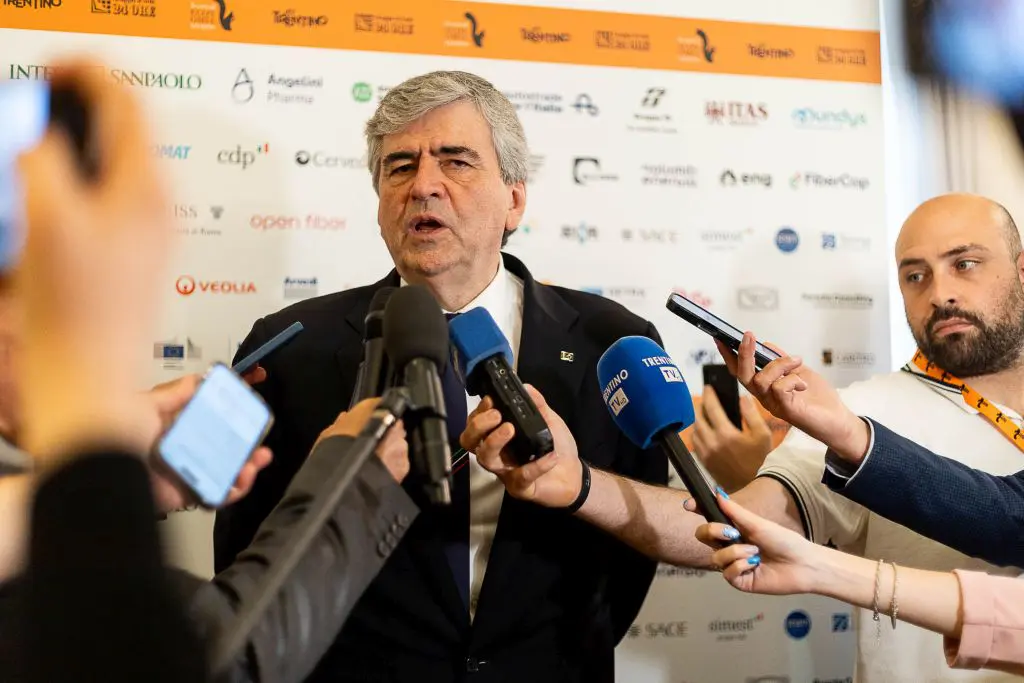 Turismo in Crescita: Presenze Straniere Aumentano dell'8,3%. Mazzi: 'È un'Estate Italiana da Record'